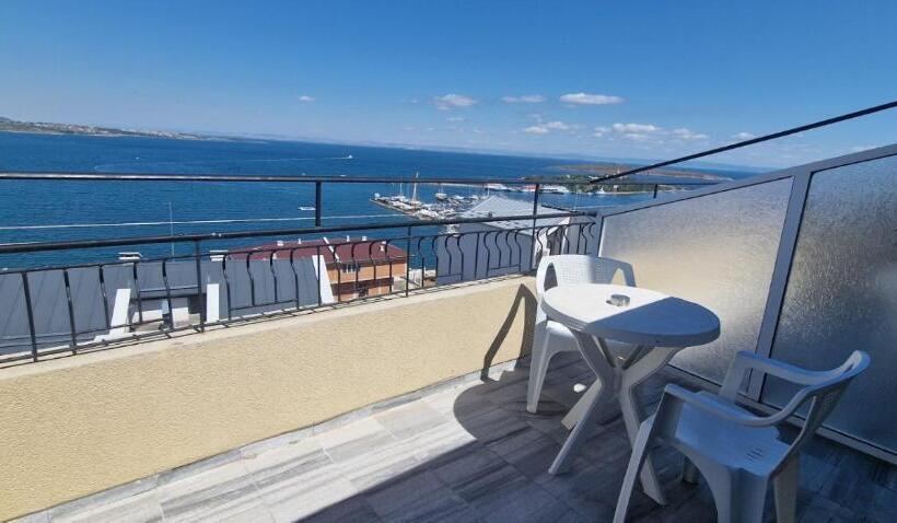 חדר סטנדרט נוף לים, Guest House Maggy