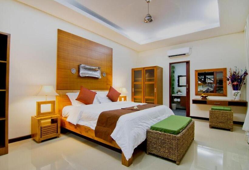 Medencére Néző Standard Szoba, Maha Residence Guest House