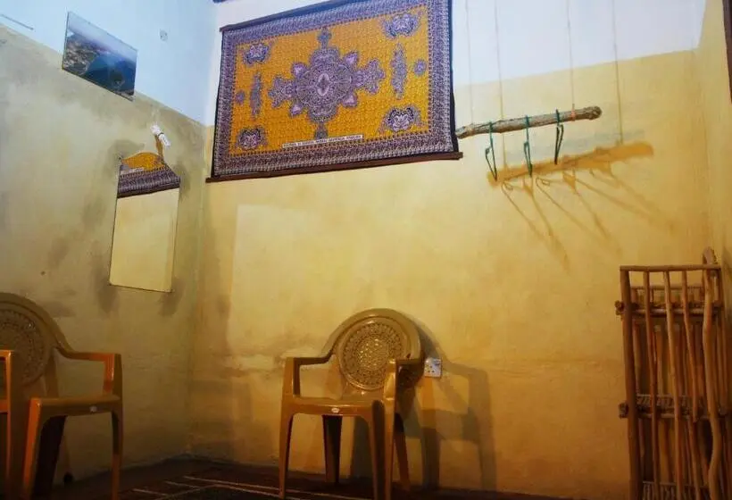 اتاق اکونومی, Jambohouse Lamu