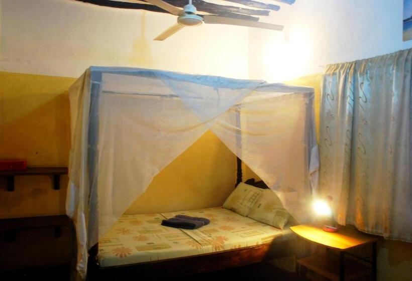 اتاق اکونومی, Jambohouse Lamu