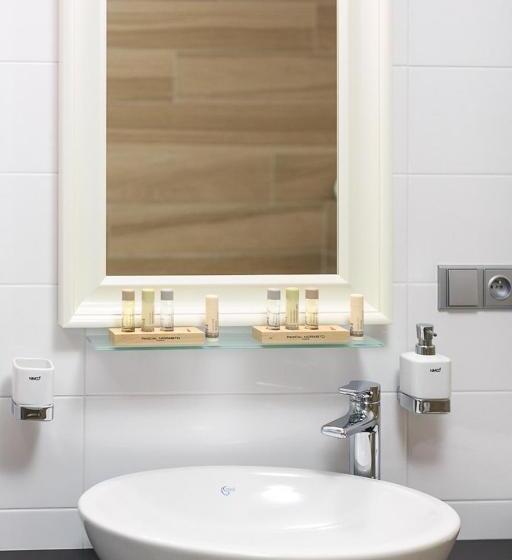 Номер Стандарт, A Restaurace U Vychopňů