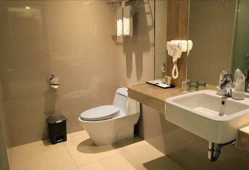 Полулюкс, West Point