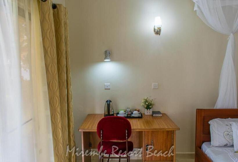 اتاق لوکس, Mirembe Resort Beach