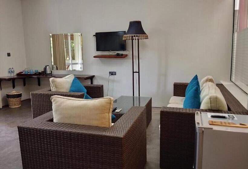 Suite Familiare, Athena Lake By Seedevi