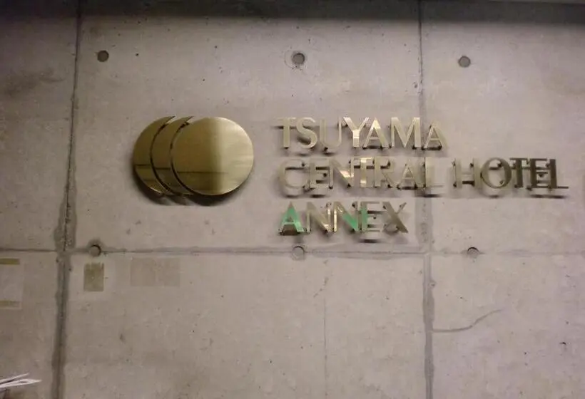 Basic-huone Parivuode, Tsuyama Central Hotel Annex