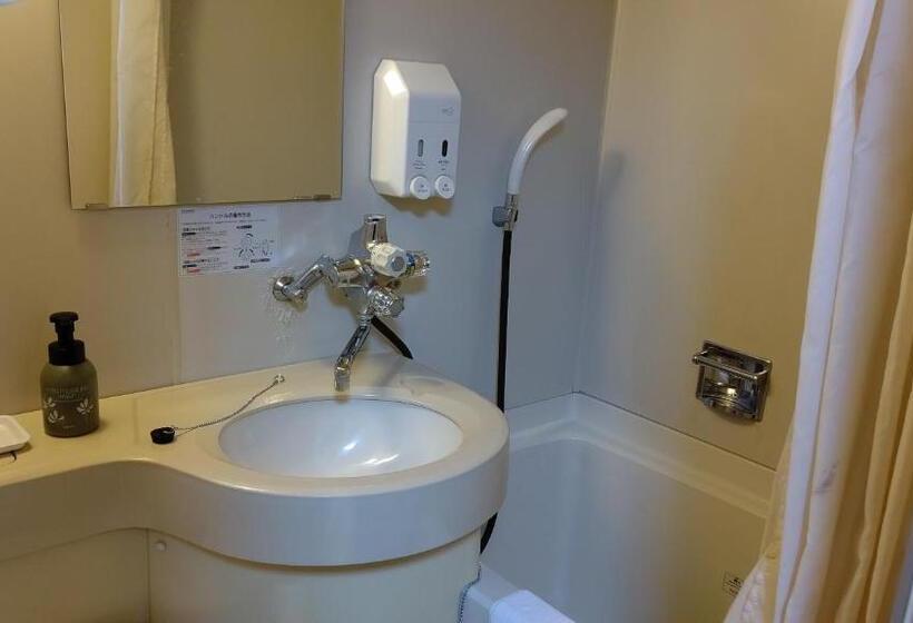 带双人床的基本房间, Tsuyama Central Hotel Annex