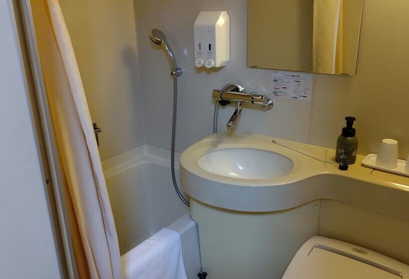 标准单人间, Tsuyama Central Hotel Annex