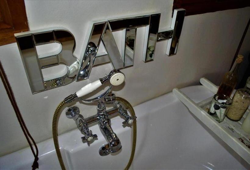 Номер Deluxe, 79 On Ridge