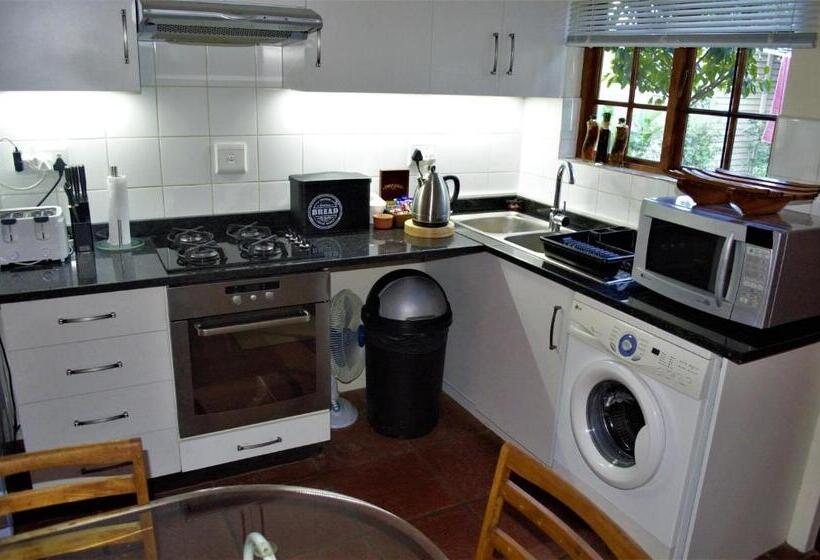 Хижина, 79 On Ridge