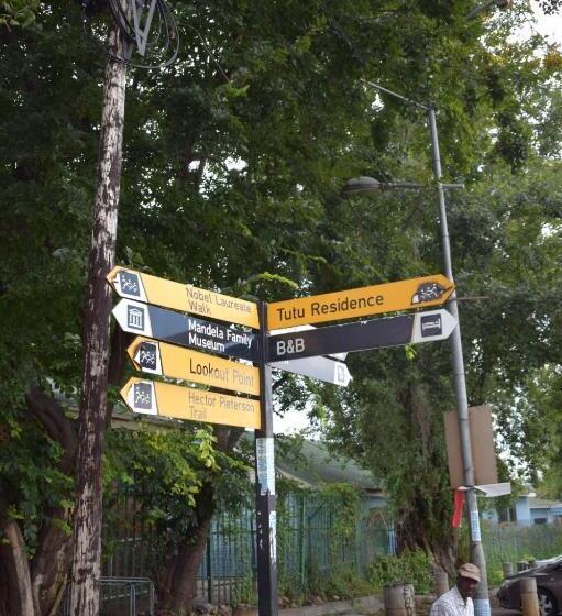 חדר סטנדרט, Authentic Bicycle Tours And Backpackers