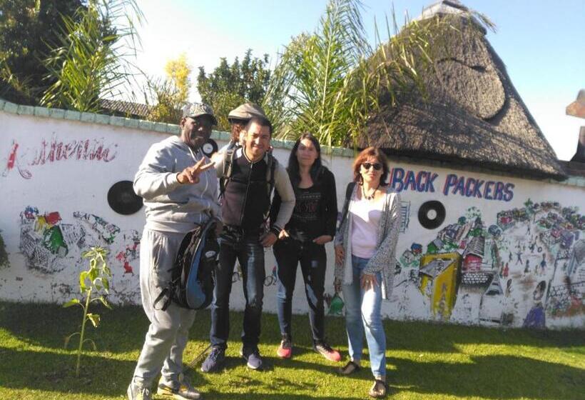 חדר אקונומי, Authentic Bicycle Tours And Backpackers