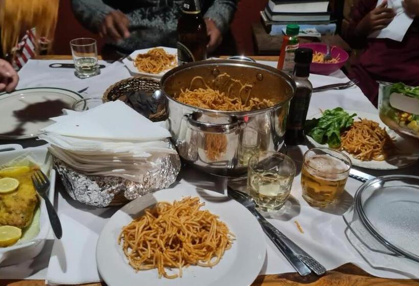 חדר סטנדרט, Authentic Bicycle Tours And Backpackers