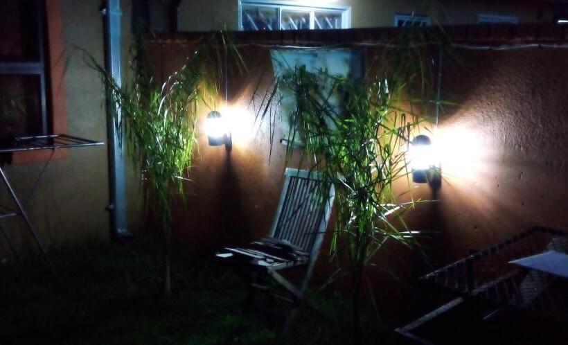 חדר דלוקס, Authentic Bicycle Tours And Backpackers