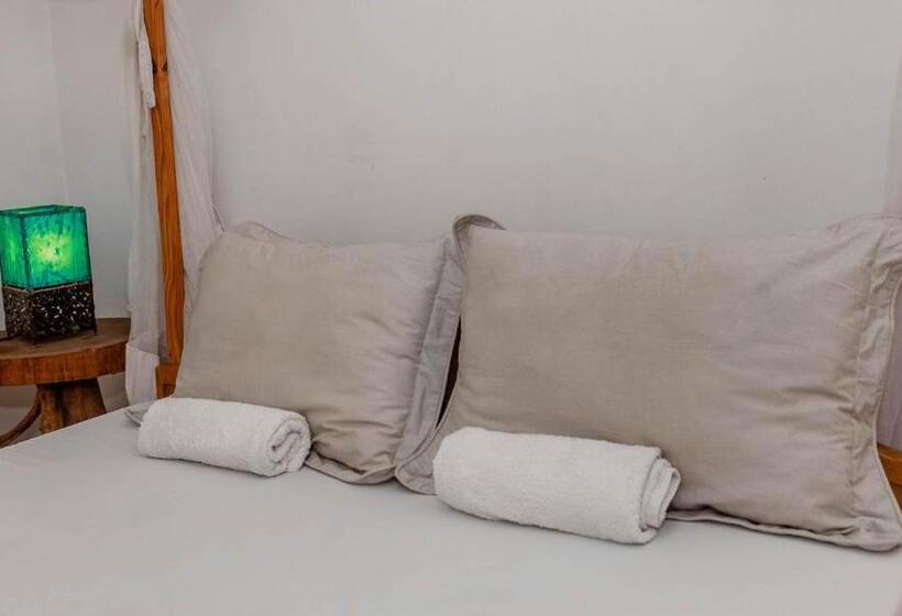 اتاق استاندارد با چشمانداز باغ, Villa Poa