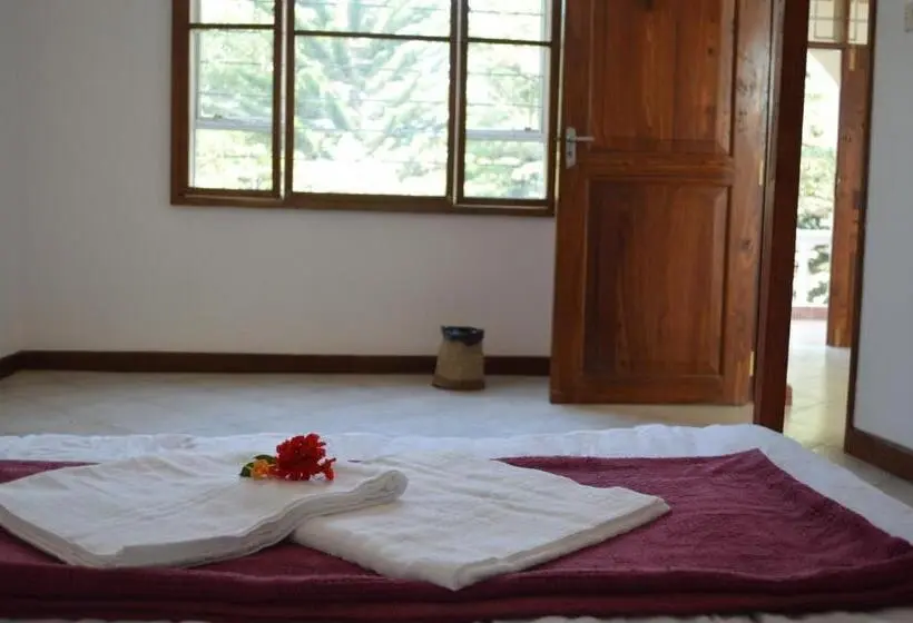 اتاق اکونومی, Villa Poa