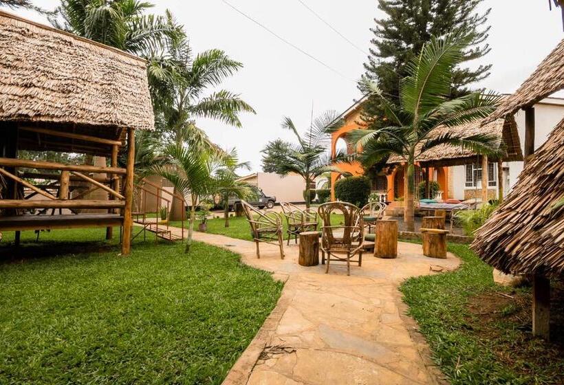 ویلای استاندارد با چشمانداز باغ, Villa Poa