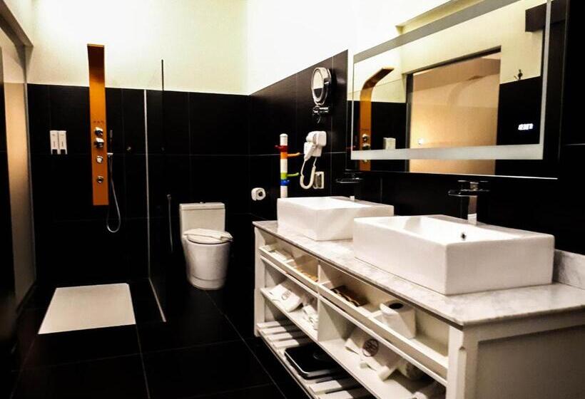 סוויטה, Bei Boutique