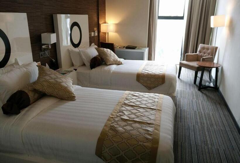 חדר פרמיום, Bei Boutique