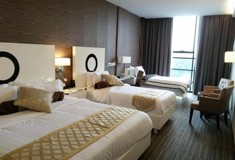 חדר משפחתי דלוקס, Bei Boutique