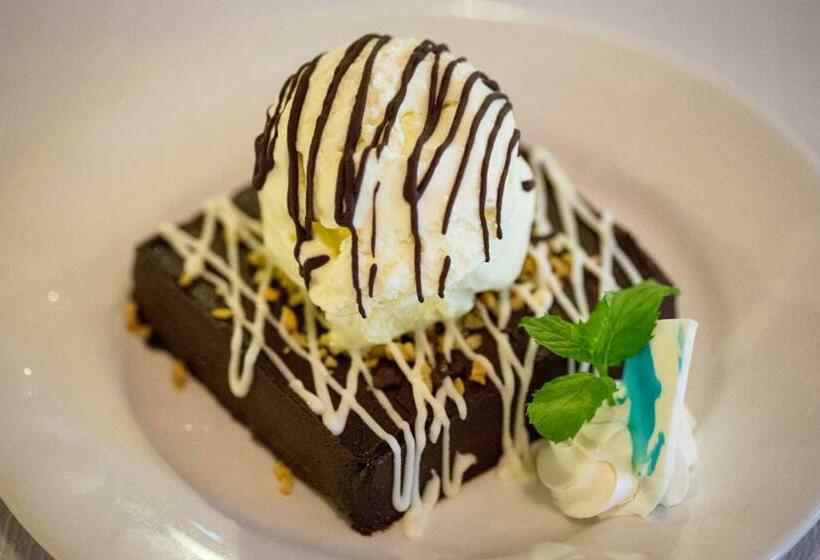 스탠다드 싱글 룸, The Shady Rest