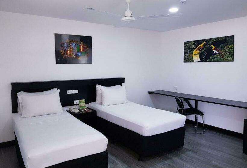 프리미엄 룸, The Shady Rest