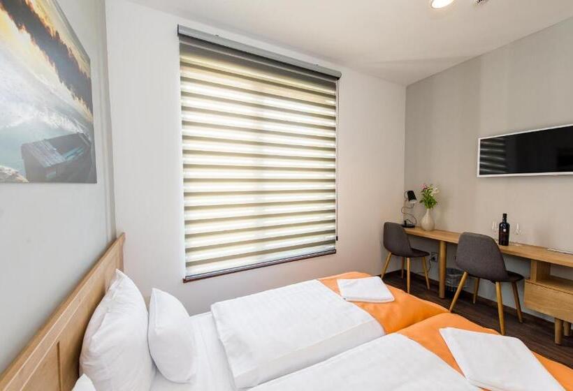 古典房间, Pilvax Hotel Superior Kalocsa