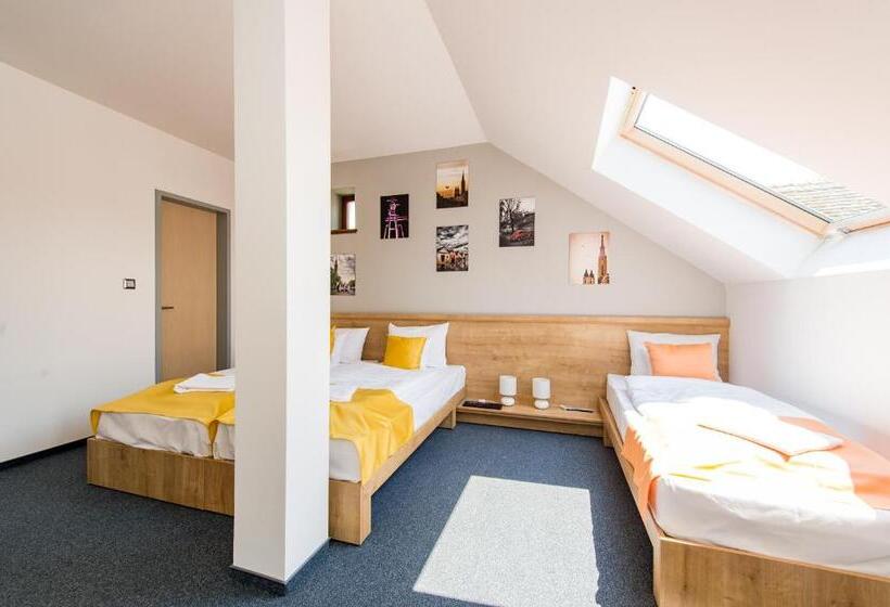 スーペリアールーム, Pilvax Hotel Superior Kalocsa