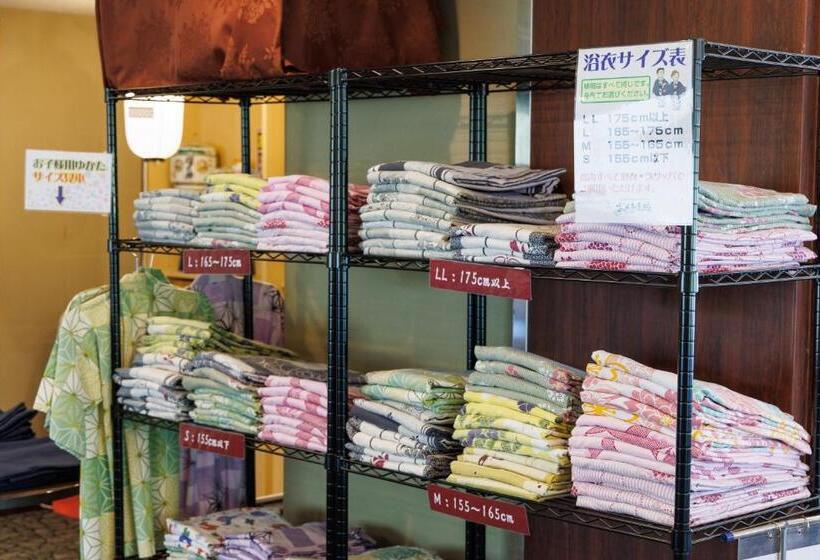 غرفة قياسية ثلاثية حمام مشترك, Okutamaji