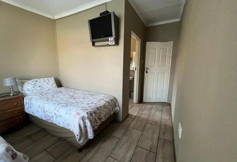 コンフォートルーム, Khaya4u Guesthouse