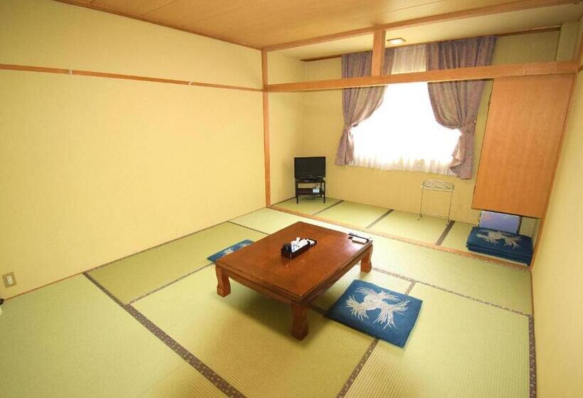 غرفة قياسية حمام مشترك, Alpen Plaza