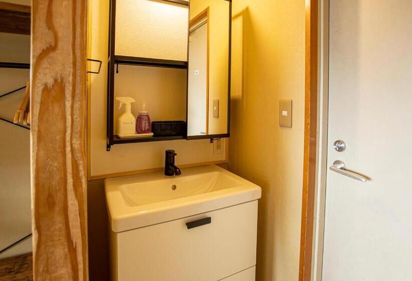 غرفة قياسية حمام مشترك, Alpen Plaza