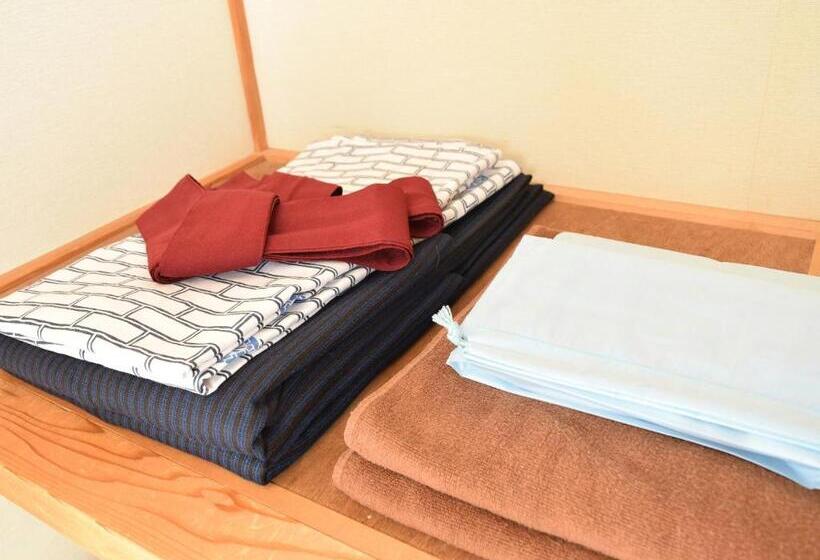 غرفة عائلية, Alpen Plaza