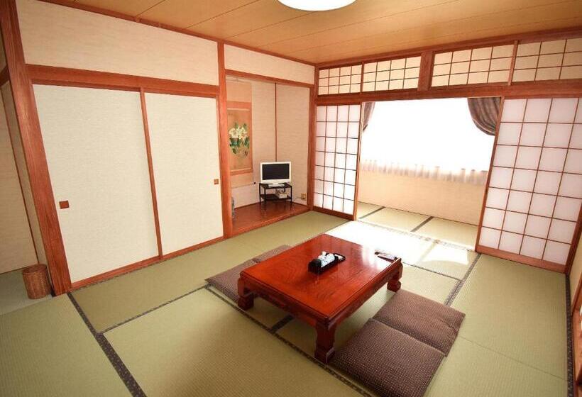 غرفة عائلية, Alpen Plaza