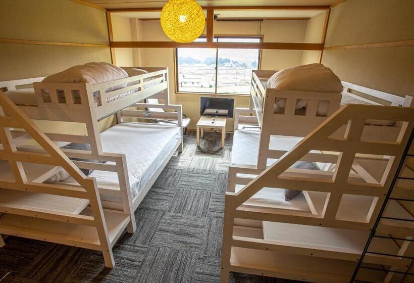 غرفة قياسية رباعية حمام مشترك, Alpen Plaza