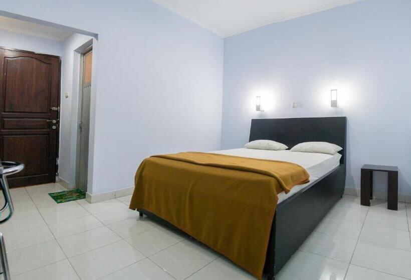 Deluxe Zimmer, Ledetadu