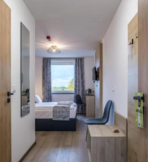 Standard-huone Pohjakerros, Autohof 171 Hotel Hegyeshalom