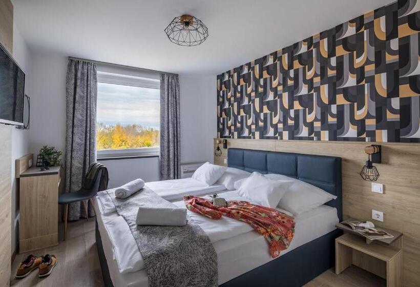 اتاق استاندارد, Autohof 171 Hotel Hegyeshalom