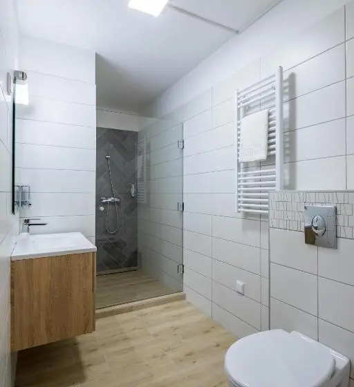 Sviitti, Autohof 171 Hotel Hegyeshalom