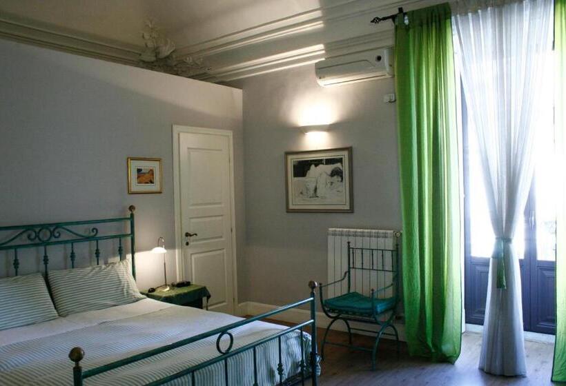 غرفة قياسية ثلاثية, Acquadellarte B&b