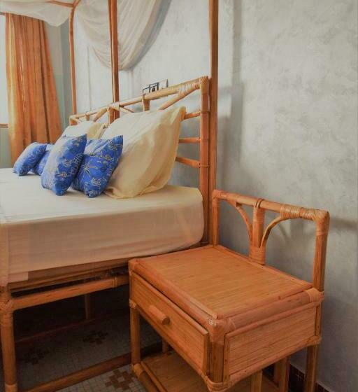 اتاق لوکس, B&b Chez Rita