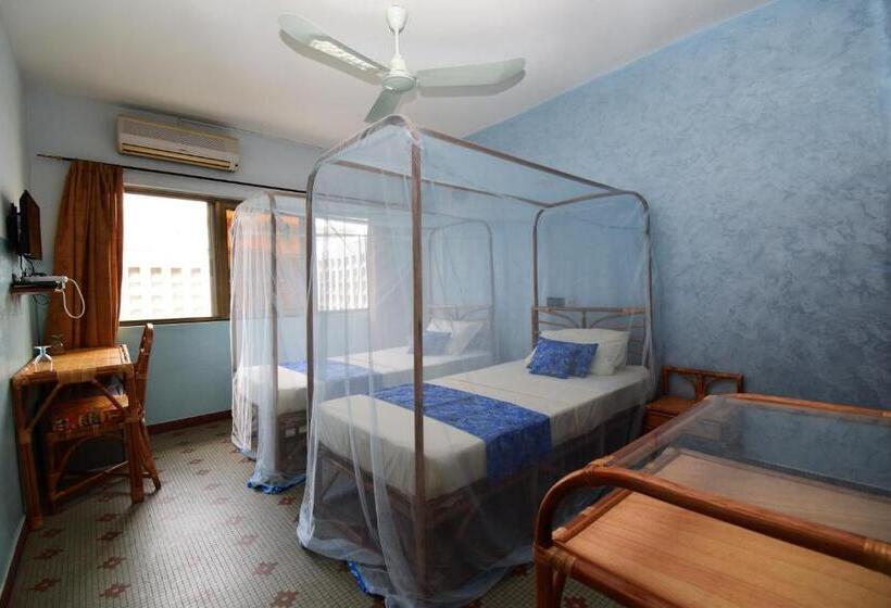 اتاق لوکس, B&b Chez Rita
