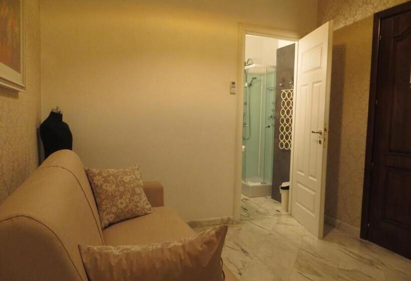 اتاق استاندارد چهار تخته, B&b Mini Hotel Incity Close Train Station And Port