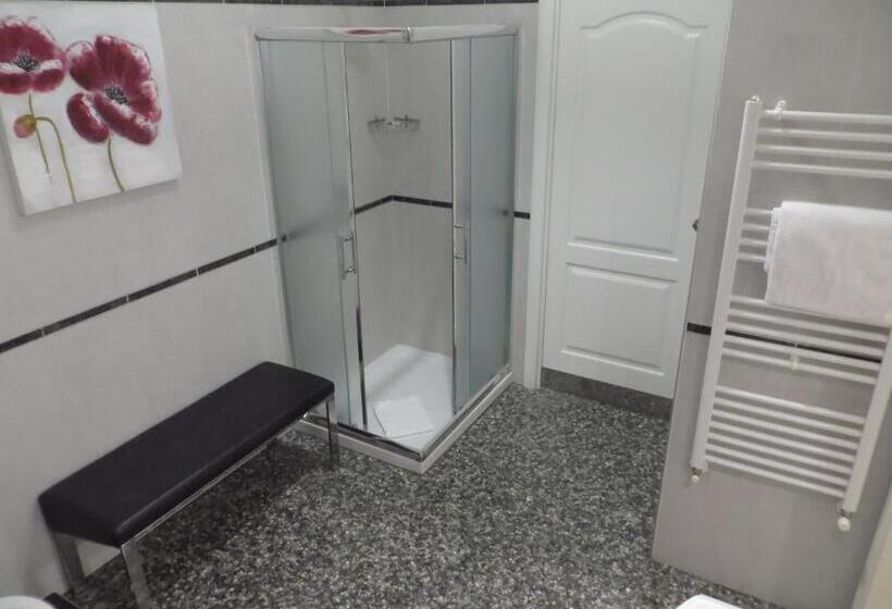 اتاق سوپریور سه تخته, B&b Mini Hotel Incity Close Train Station And Port