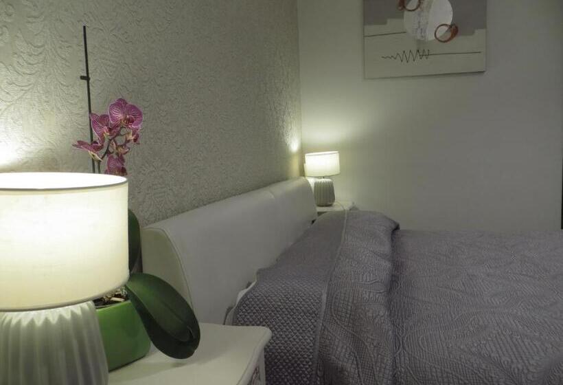 اتاق سوپریور سه تخته, B&b Mini Hotel Incity Close Train Station And Port