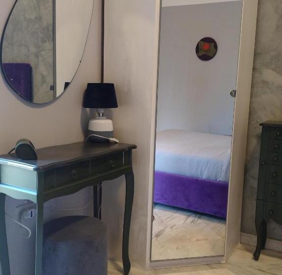 اتاق استاندارد, B&b Mini Hotel Incity Close Train Station And Port