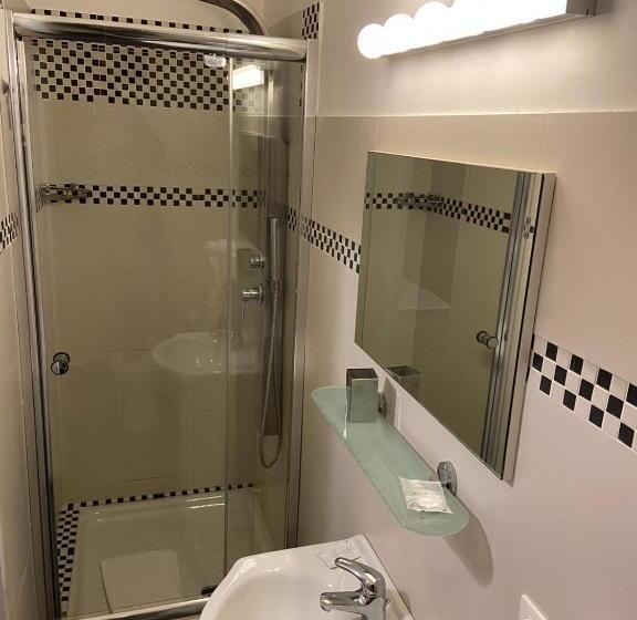 اتاق اکونومی, B&b Mini Hotel Incity Close Train Station And Port