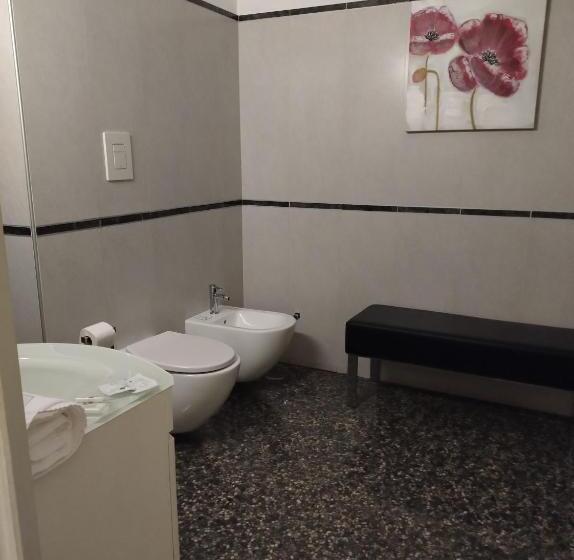 اتاق سوپریور سه تخته, B&b Mini Hotel Incity Close Train Station And Port