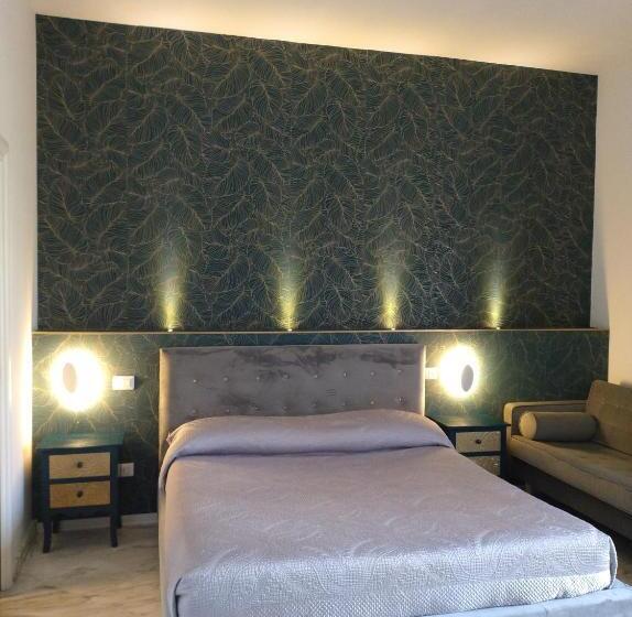 اتاق راحتی سه تخته, B&b Mini Hotel Incity Close Train Station And Port