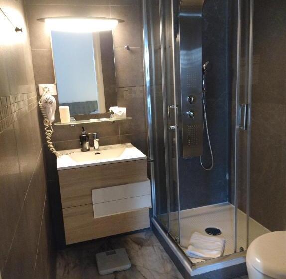 اتاق راحتی سه تخته, B&b Mini Hotel Incity Close Train Station And Port