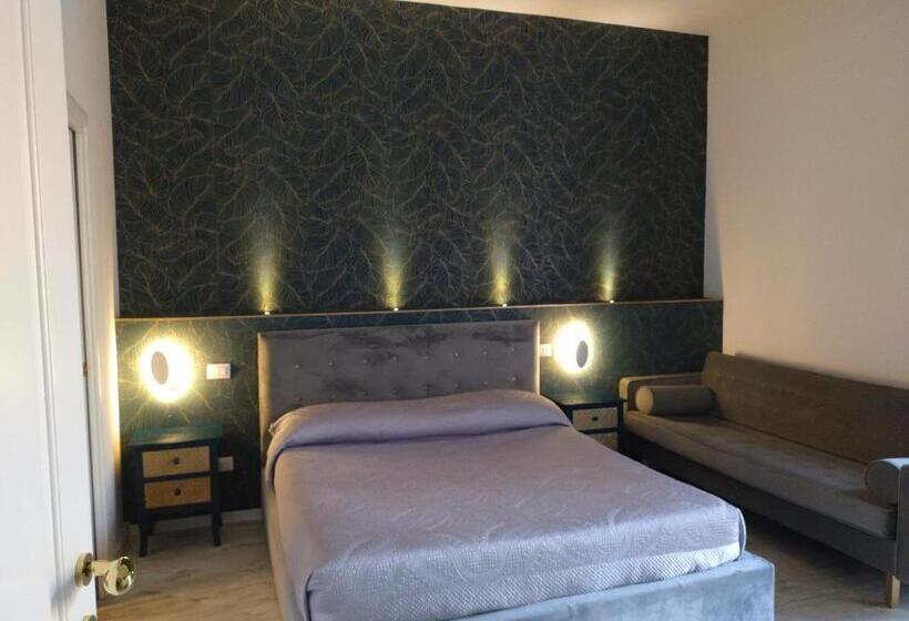 اتاق راحتی سه تخته, B&b Mini Hotel Incity Close Train Station And Port